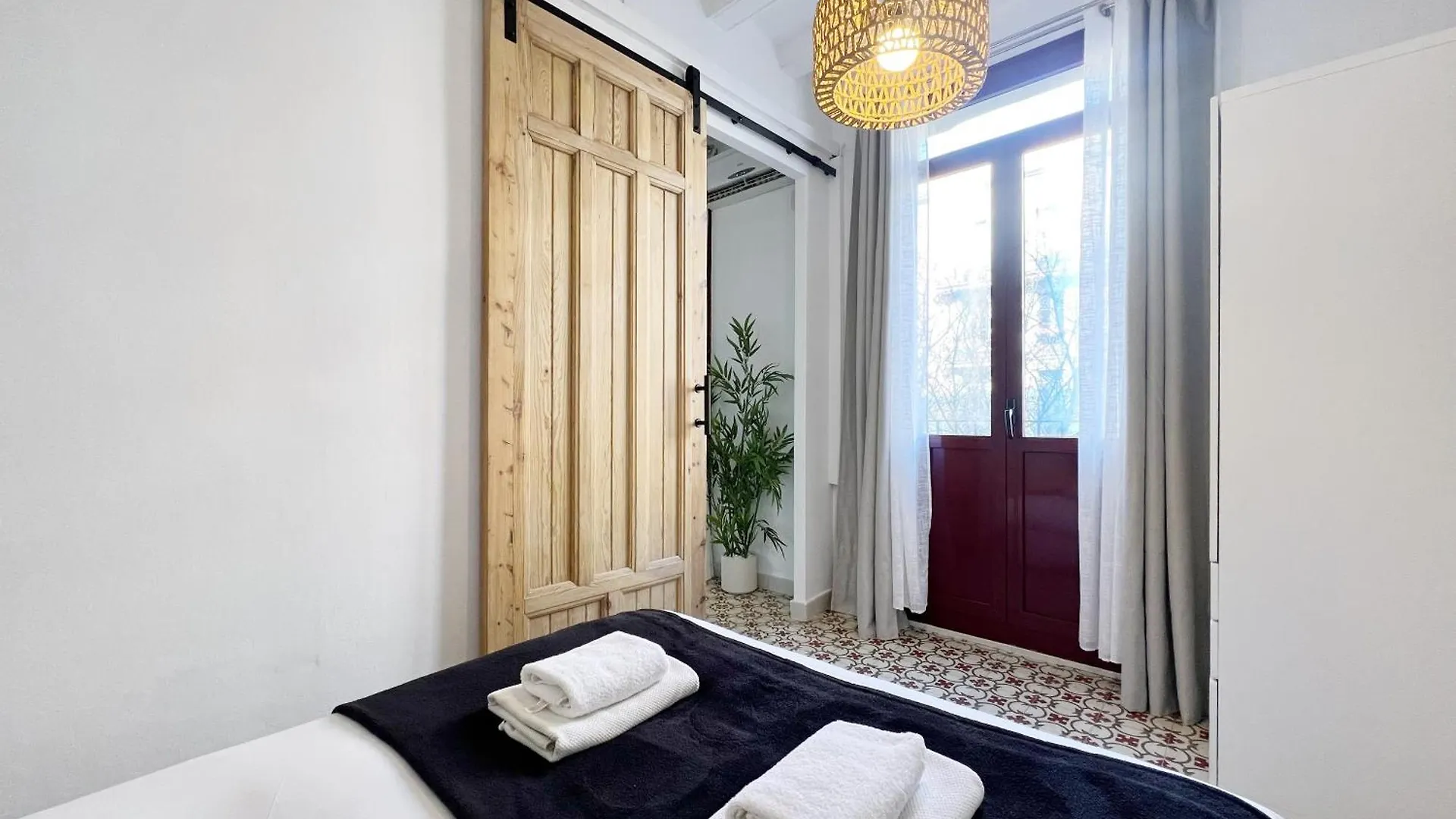 Almodovar Apartment ברצלונה