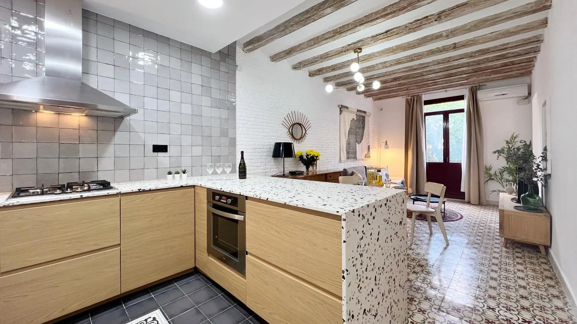 Almodovar Apartment ברצלונה 0*,  ספרד