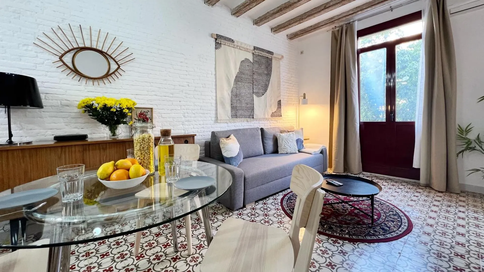 Almodovar Apartment ברצלונה
