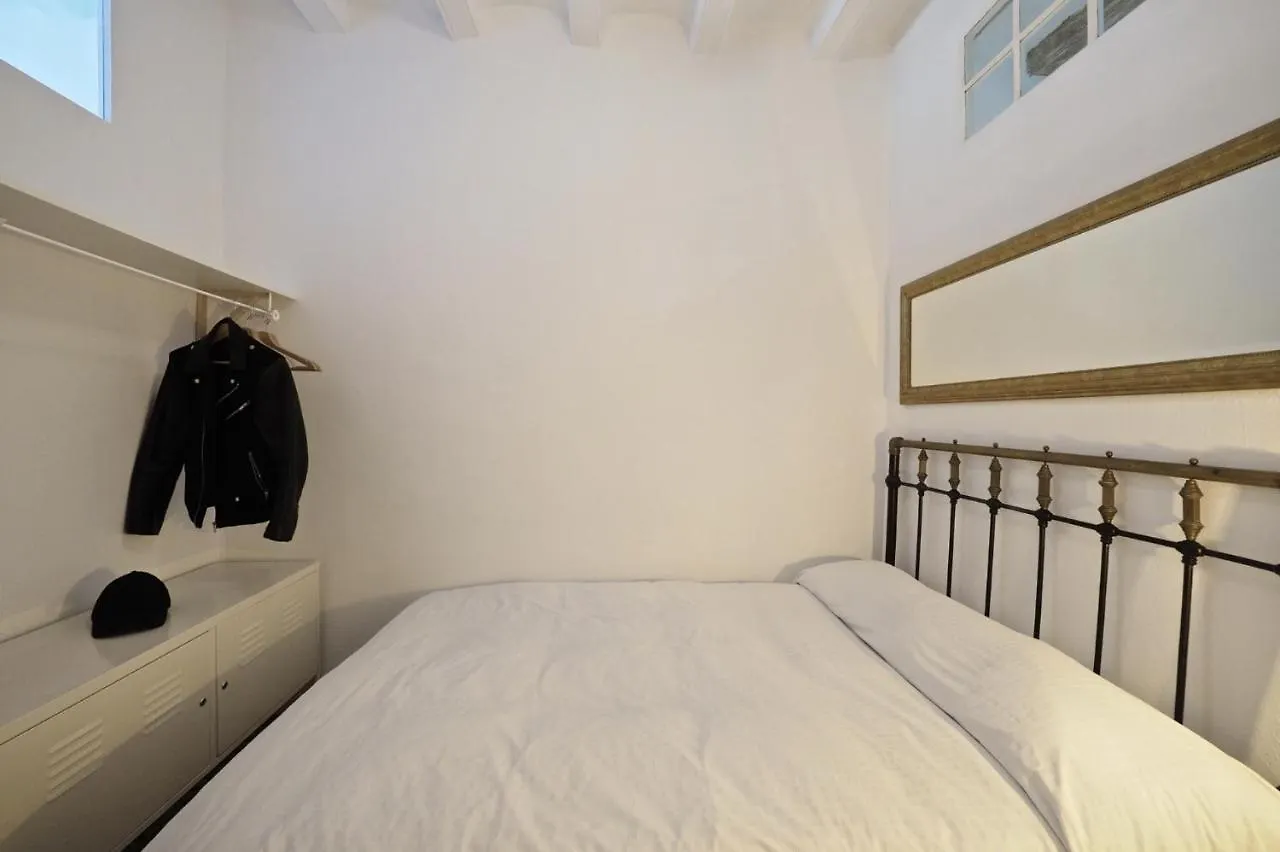 Almodovar Apartment Barcelona 0*,  Spain